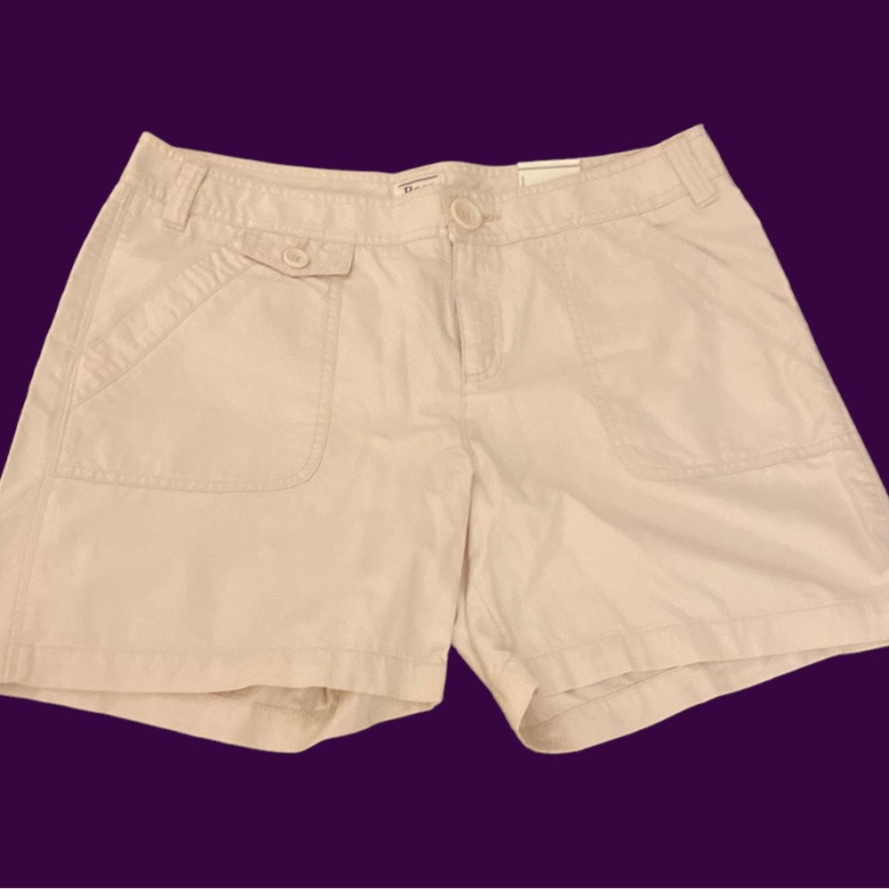 New G.H.Bass khaki cotton shorts